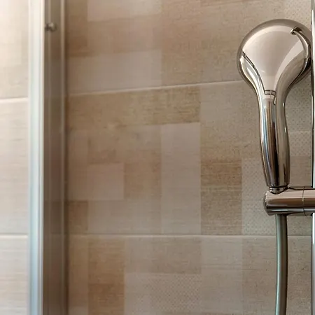 Casa Luna By Quokka 360 - Cathedral And View דירה קומו